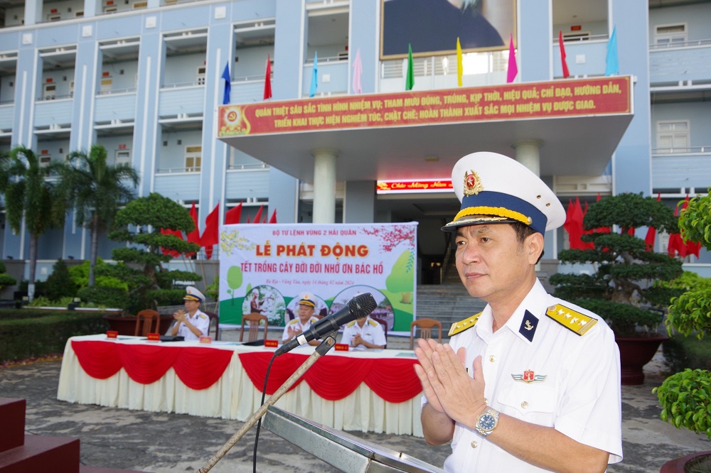 Vùng 2 Hải quân phát động “Tết trồng cây đời đời nhớ ơn Bác Hồ”