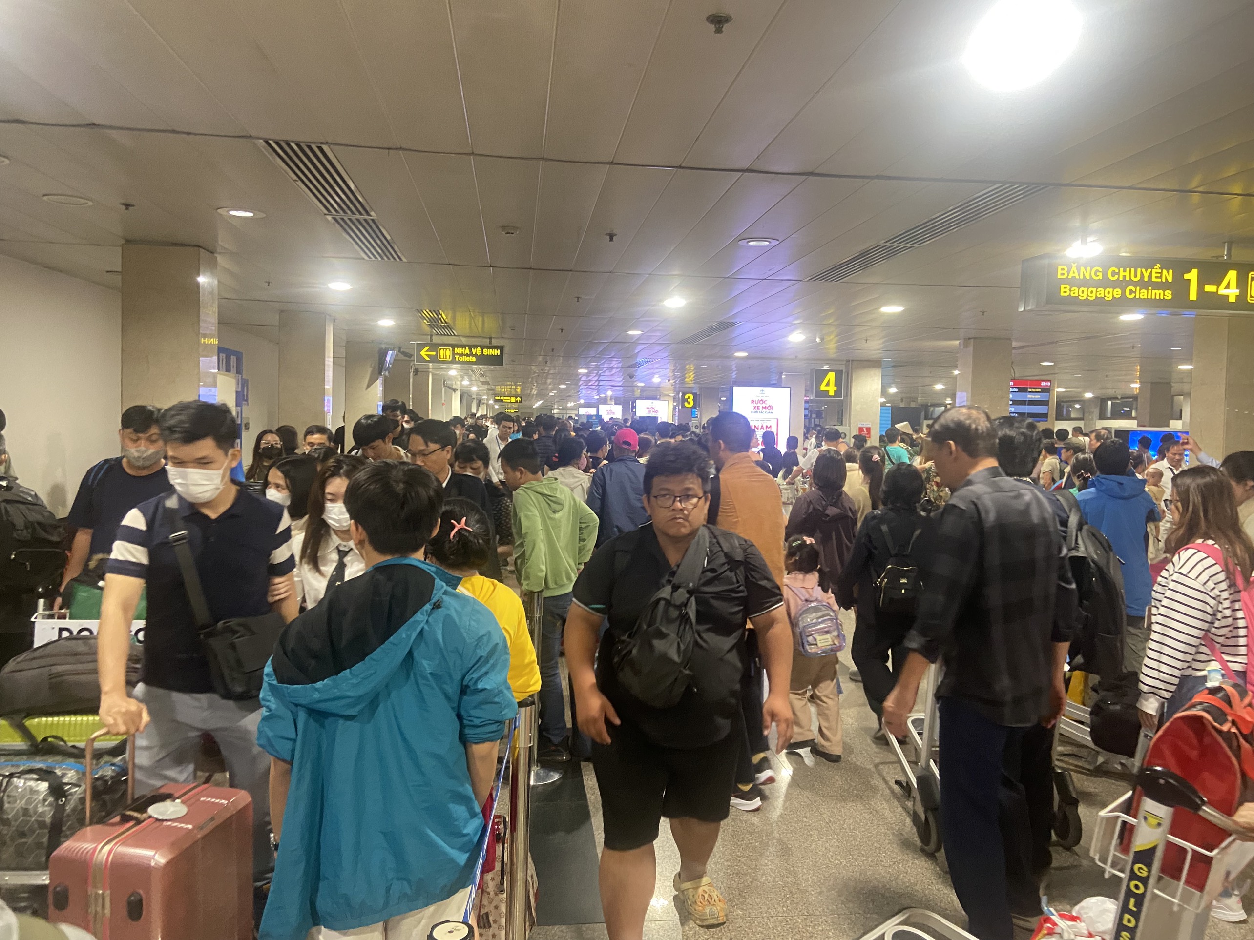 Hơn 150 nghìn lượt khách qua sân bay Tân Sơn Nhất trong ngày 16 2