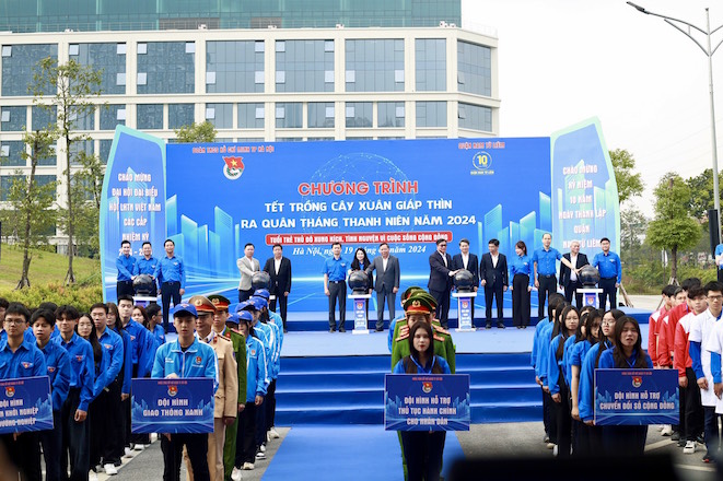 “Thanh niên Thủ đô xung kích tình nguyện vì cuộc sống cộng đồng”