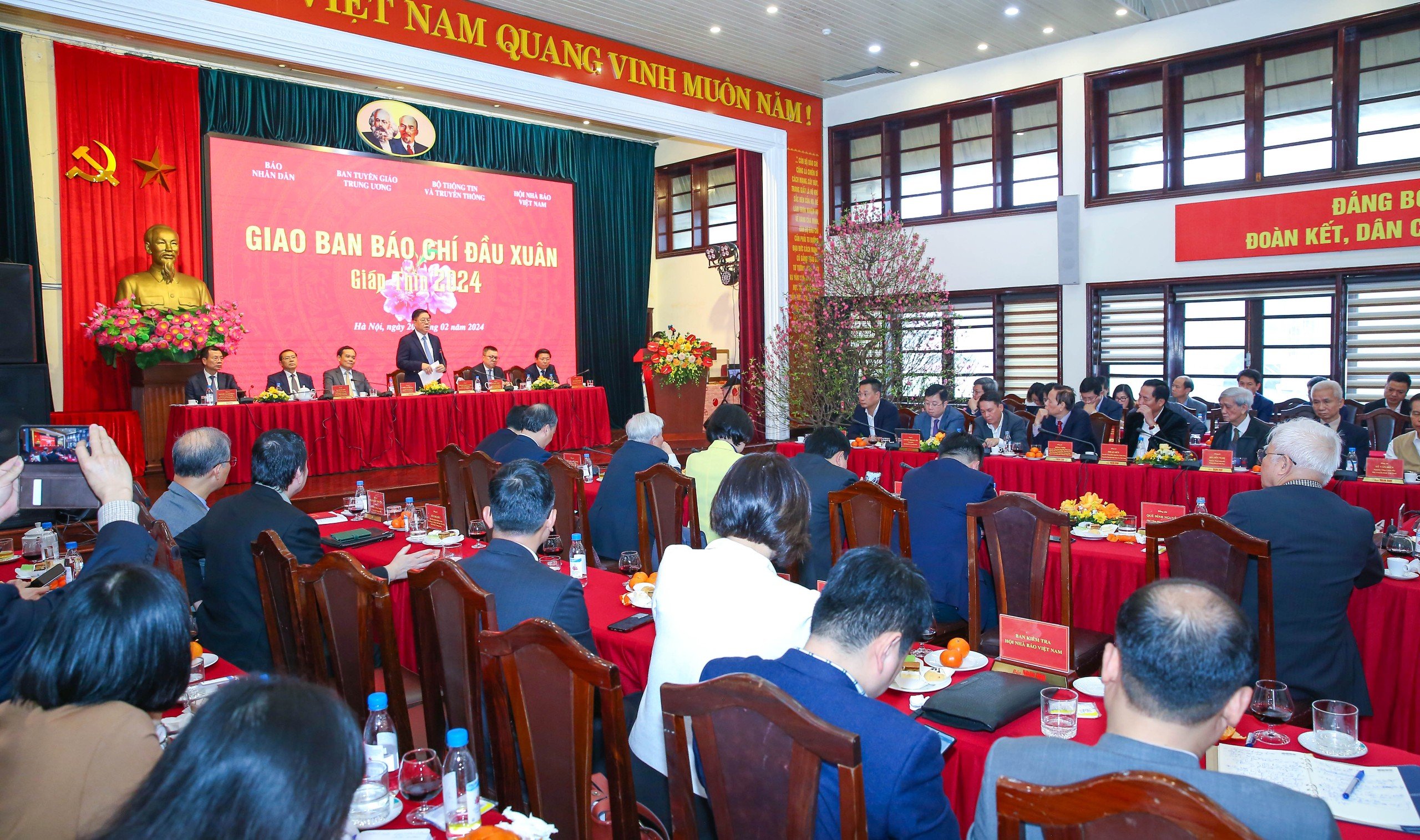 Báo chí cần bám sát hơi thở cuộc sống để kiến tạo và lan tỏa những giá trị tốt đẹp