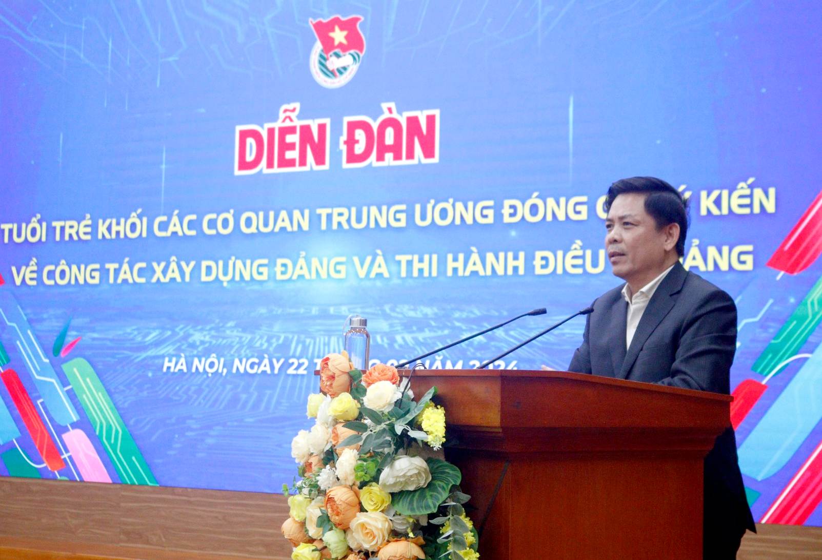 Đóng góp sức trẻ xây dựng Đảng và thi hành Điều lệ Đảng