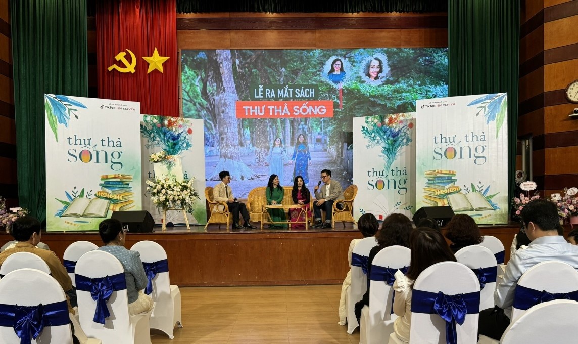 Đọc “Thư thả sống” để tìm về cách sống an yên