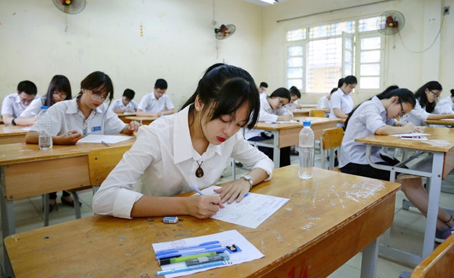 Bộ GD ĐT yêu cầu dừng tuyển thẳng lớp 10 bằng chứng chỉ ngoại ngữ