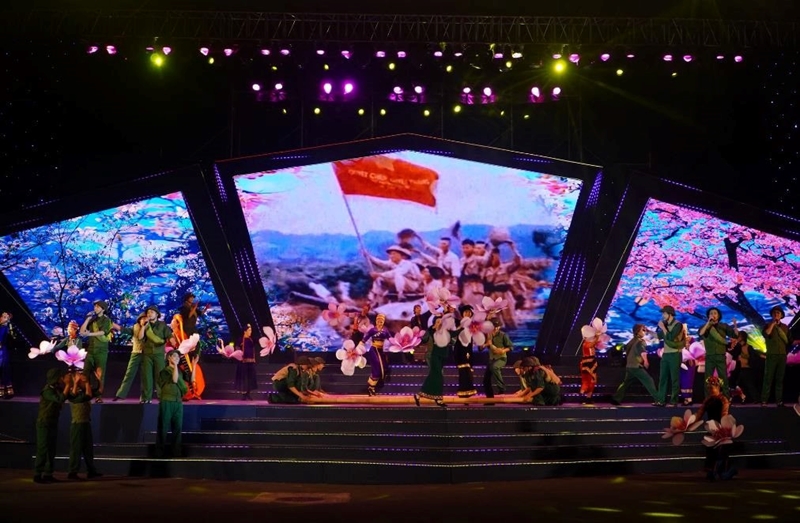 Những Hoa biên cương làm đẹp cho đời