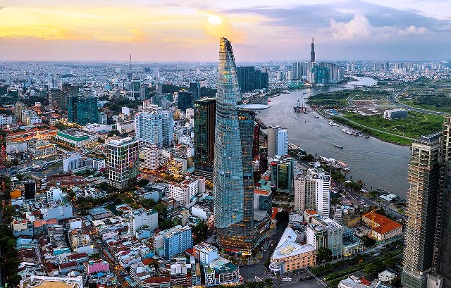 Phát triển TP Hồ Chí Minh ngang tầm các TP phát triển trong khu vực và thế giới