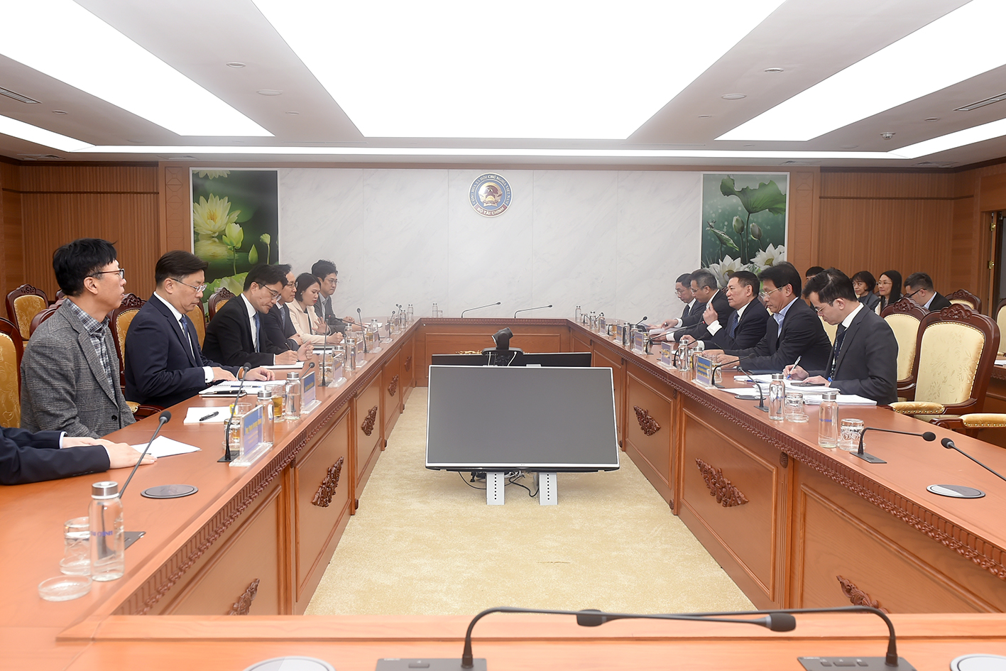 Tạo điều kiện thuận lợi cho doanh nghiệp FDI đầu tư tại Việt Nam