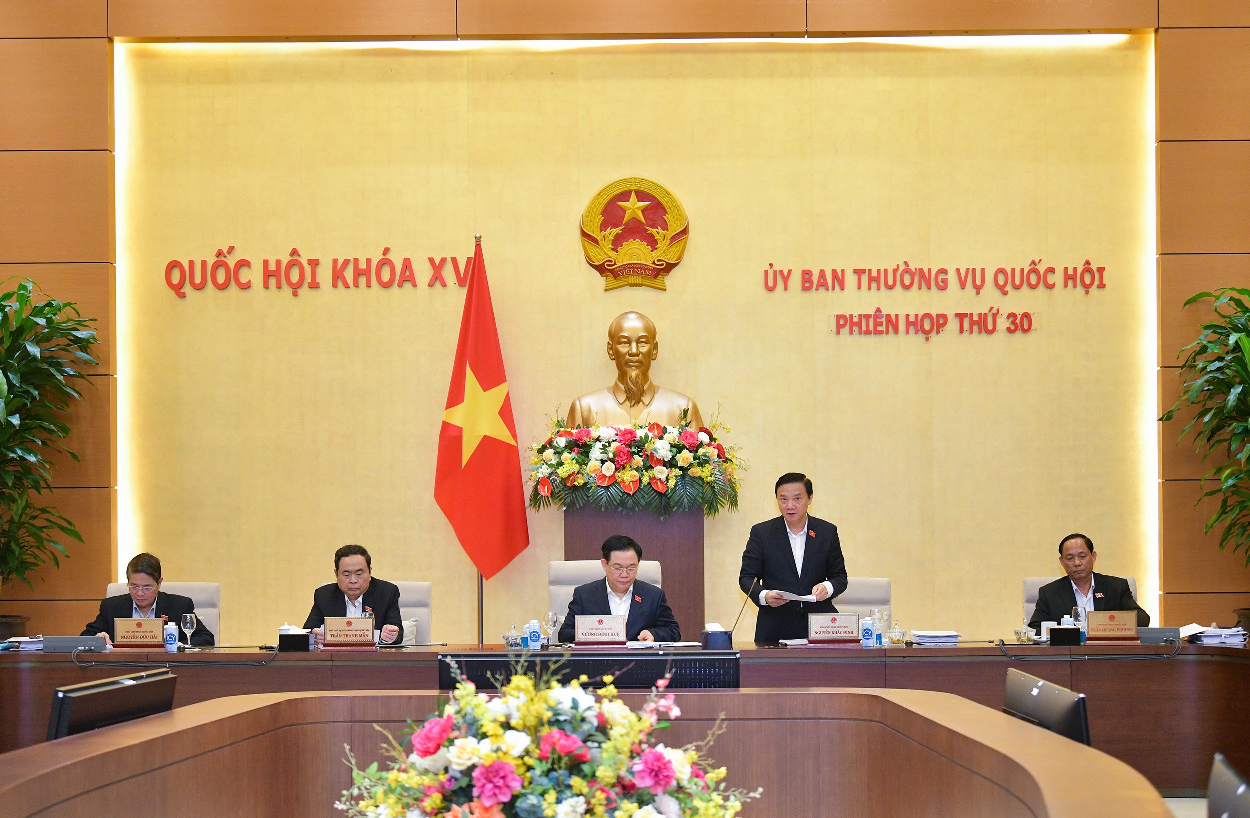 Nghiên cứu quy định tiêu chí xác định tài liệu lưu trữ vĩnh viễn phù hợp với thực tiễn