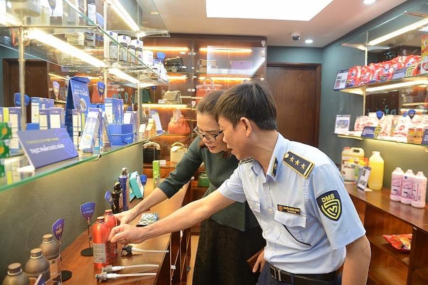 Vi phạm về kinh doanh, niêm yết hàng hóa có bị xử lý hình sự