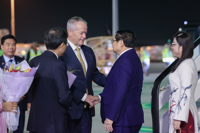 Thủ tướng tới Melbourne dự Hội nghị Cấp cao ASEAN - Australia và thăm chính thức Australia