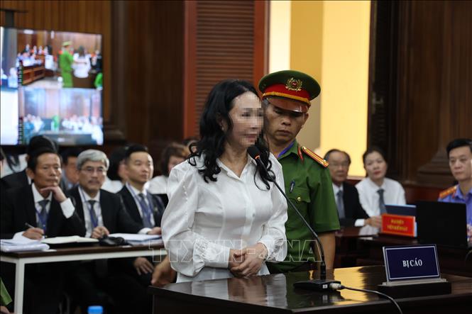 Xét xử sơ thẩm vụ án tại Tập đoàn Vạn Thịnh Phát