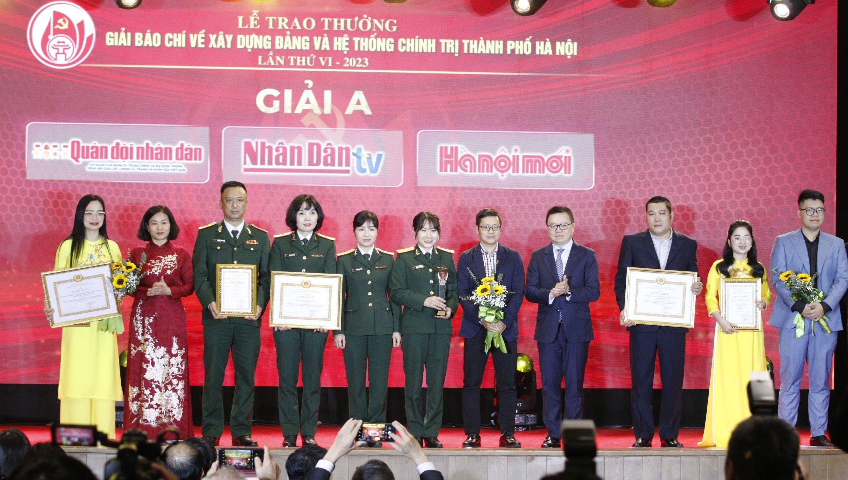 Hà Nội trao thưởng Giải Báo chí về xây dựng Đảng lần thứ VI