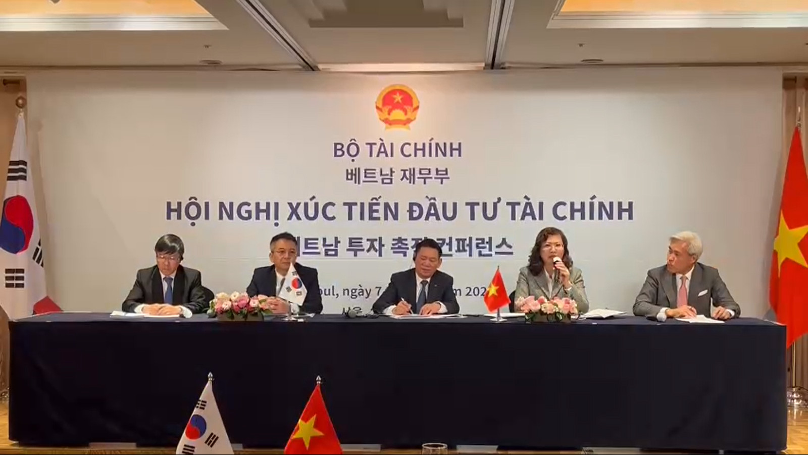 Củng cố lòng tin của nhà đầu tư Hàn Quốc đối với tiềm năng phát triển Việt Nam