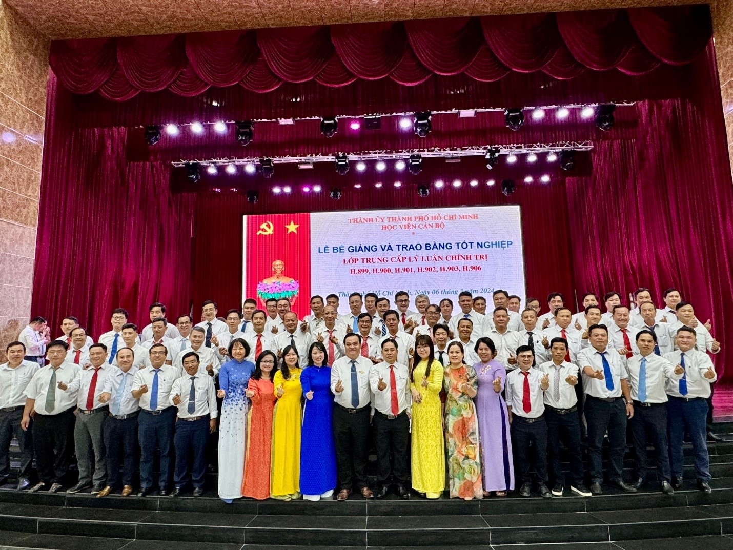 Điện lực TP Hồ Chí Minh Chú trọng đào tạo, bồi dưỡng lý luận chính trị cho cán bộ, đảng viên
