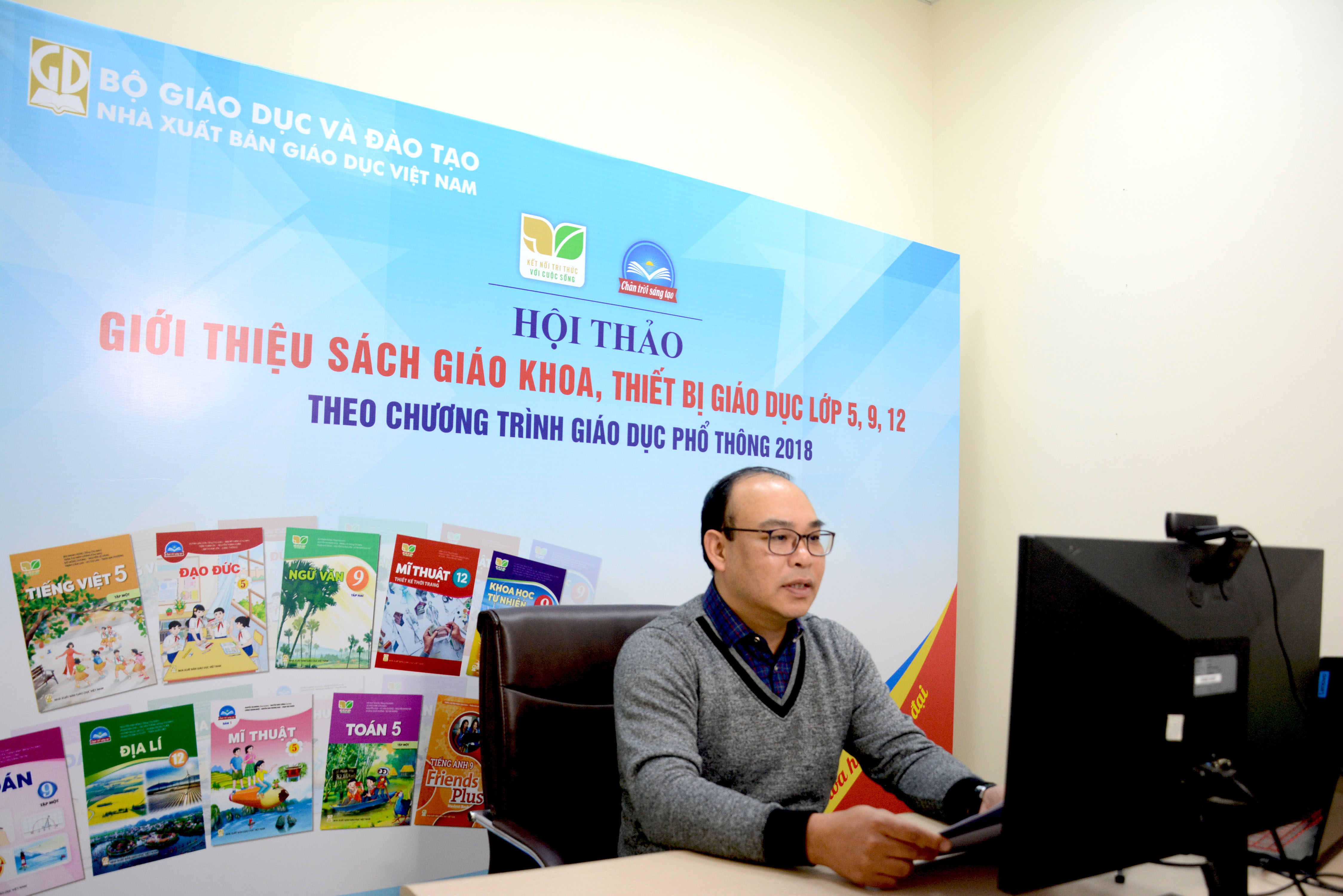 Triển khai giới thiệu Sách giáo khoa mới các lớp 5,9,12 trên toàn quốc
