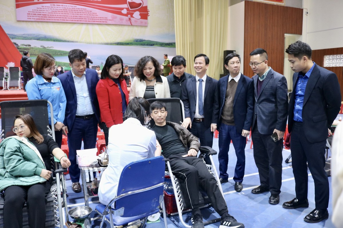 “Hiến máu cứu người - Sinh mệnh của bạn và tôi”