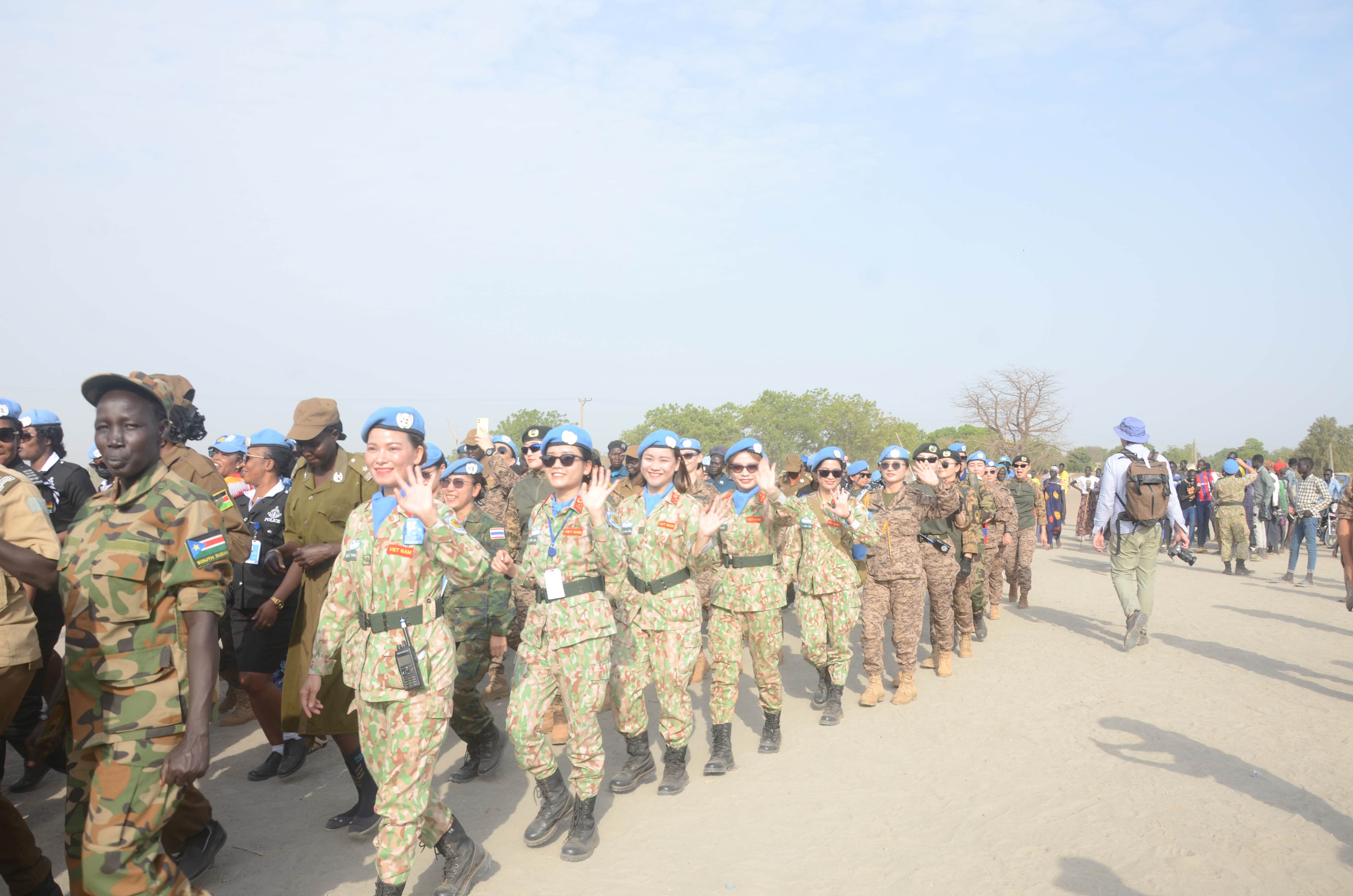 Lưc lượng mũ nồi xanh Việt Nam tham gia kỷ niệm Ngày Quốc tế Phụ nữ 8 3