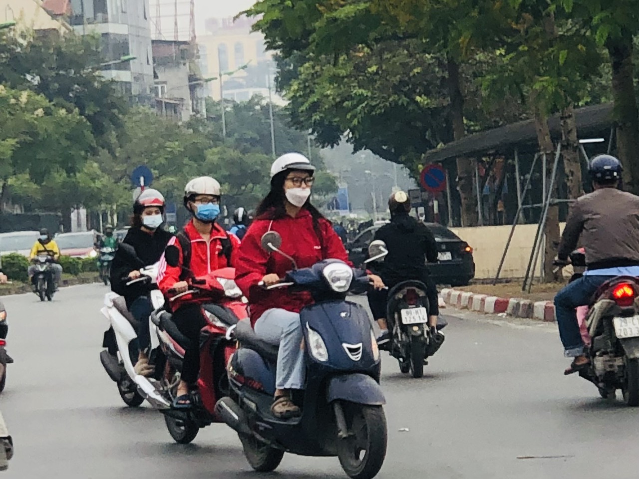Bắc Bộ trời rét, Nam Bộ tiếp tục nắng nóng