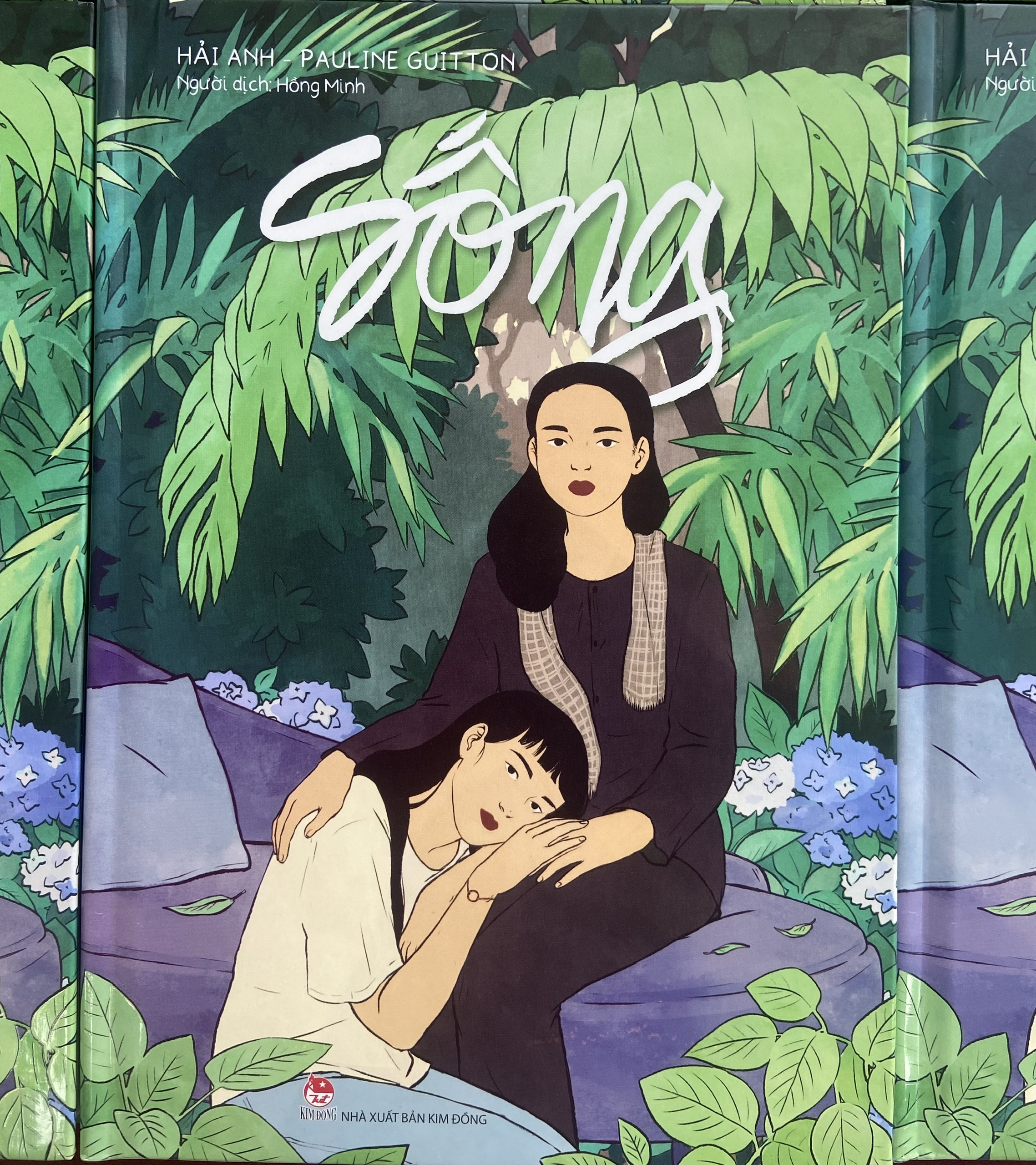 Tiểu thuyết bằng tranh “Sống” Cầu nối quá khứ với hiện tại