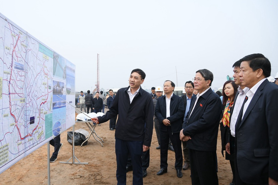 Bảo đảm dự án đường Vành đai 4 - Vùng Thủ đô hoàn thành đúng tiến độ
