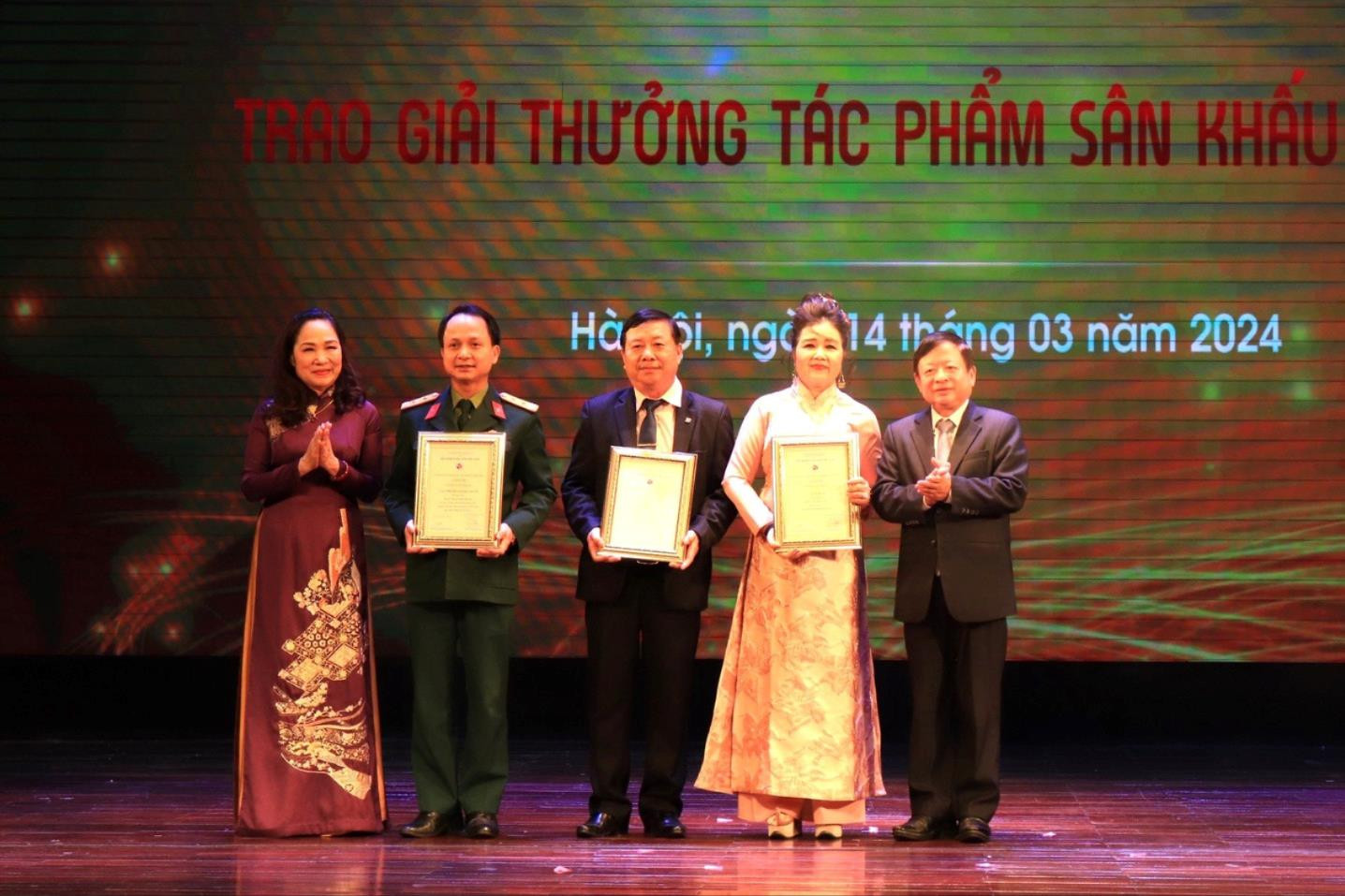 Giải thưởng sân khấu năm 2023 Không có giải A cho vở diễn sân khấu và kịch bản văn học