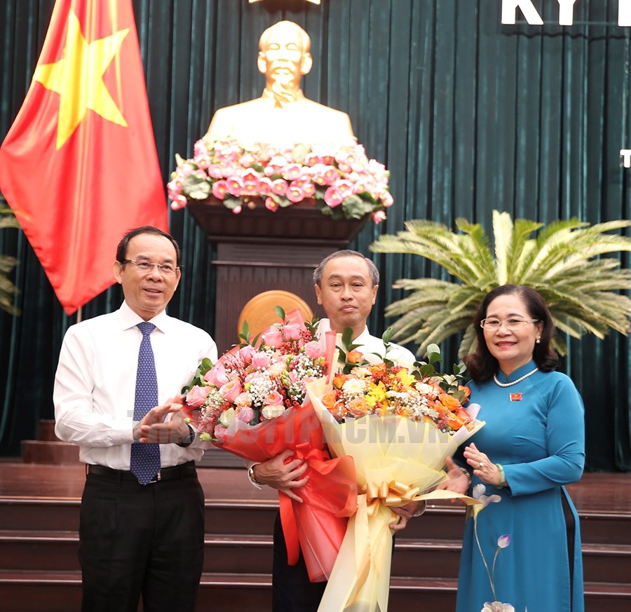 Đồng chí Huỳnh Thanh Nhân được bầu giữ chức Phó Chủ tịch HĐND TP Hồ Chí Minh