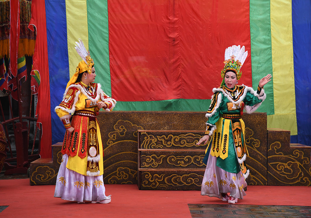 Khai hội truyền thống kỷ niệm 1984 năm cuộc khởi nghĩa Hai Bà Trưng