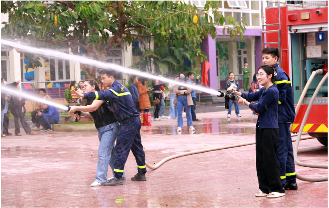 Nâng cao nhận thức, kỹ năng trong công tác chữa cháy và cứu nạn cứu hộ