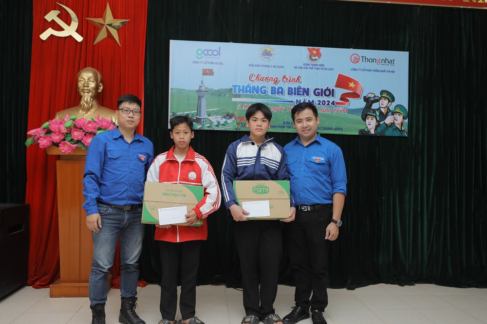Lan tỏa tình yêu biên cương Tổ quốc