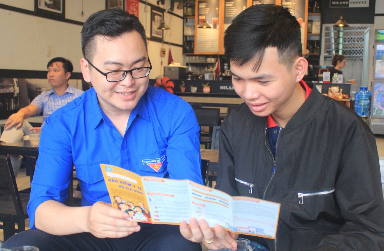 Hơn 40 000 người tham gia bảo hiểm xã hội trong một ngày