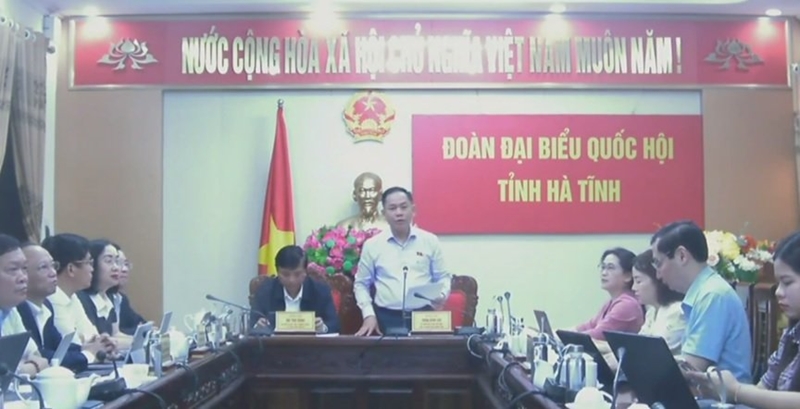 Nghiêm cấm tranh giành, lôi kéo, dùng các thủ đoạn để bán bảo hiểm