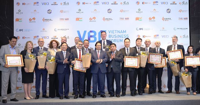 VBF 2024 Doanh nghiệp FDI tiên phong thực hiện Chiến lược tăng trưởng xanh