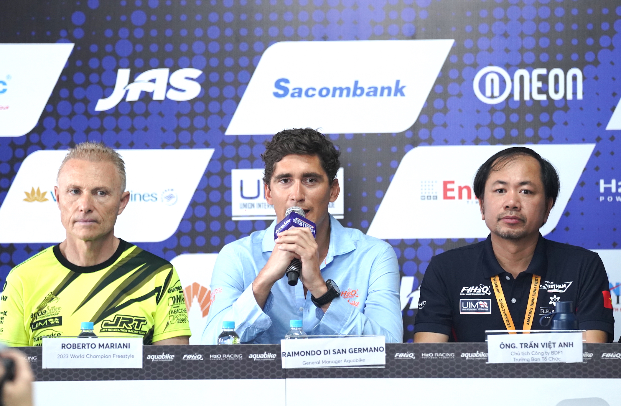 Việt Nam lần đầu tổ chức thi đấu Giải đua thể thao tốc độ, mạo hiểm trên nước