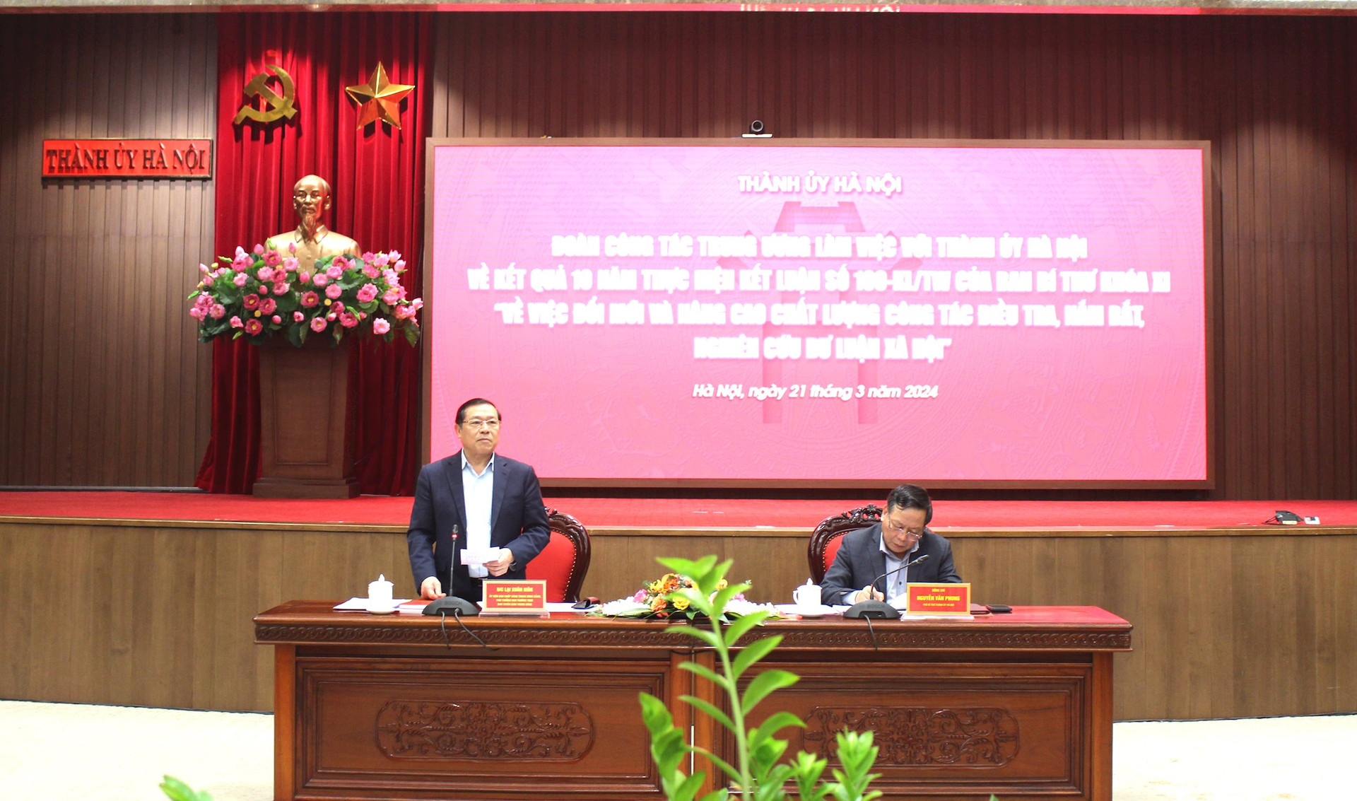Dư luận xã hội giúp điều chỉnh các chủ trương, đường lối, chính sách sát với người dân