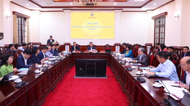 Ngành Tư pháp quán triệt, triển khai Luật Đất đai năm 2024