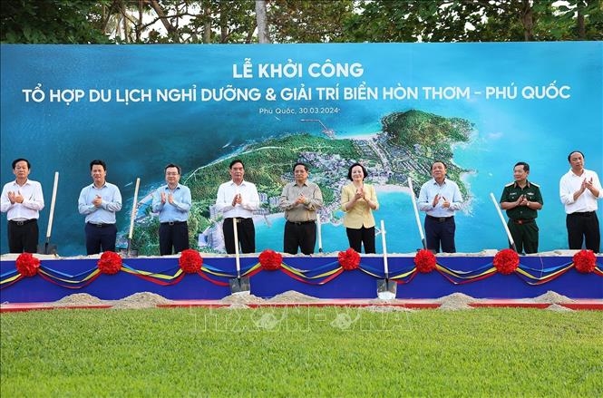 Thủ tướng dự khởi công Tổ hợp du lịch, nghỉ dưỡng và giải trí biển Hòn Thơm