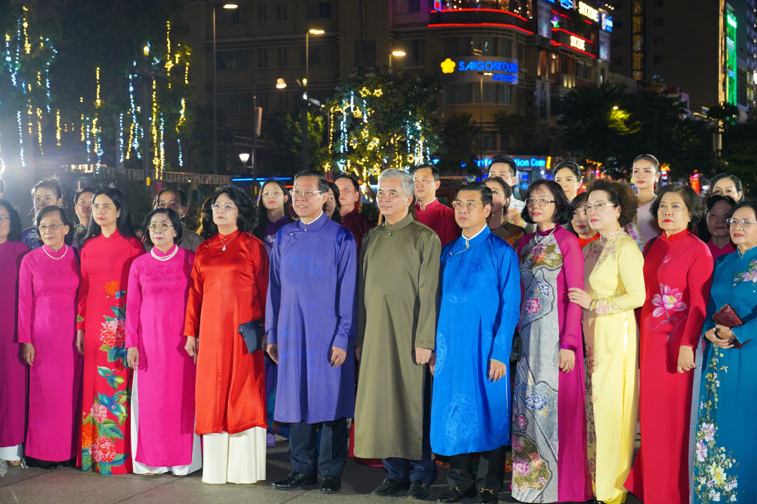 Hơn 3,4 triệu lượt khách tham gia Lễ hội Áo dài TP Hồ Chí Minh năm 2024