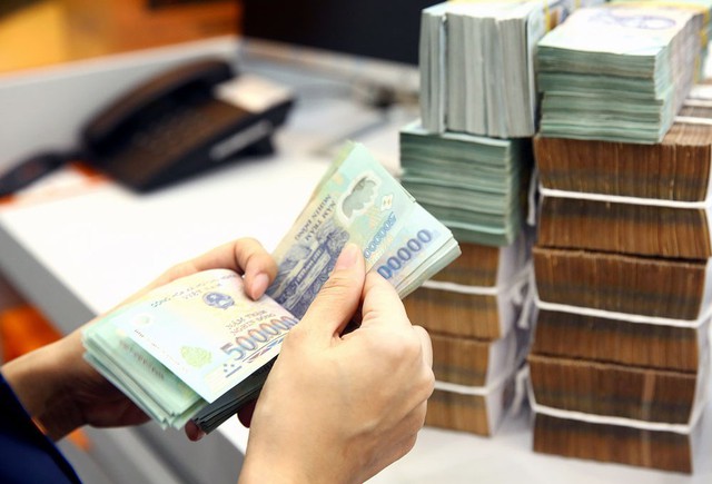 Chính sách mới về tiền lương, đất đai, đăng kiểm, chứng chỉ ngoại ngữ có hiệu lực từ tháng 4 2024
