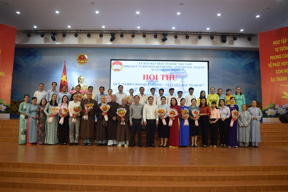 Đảng bộ, Nhân dân huyện Bình Chánh một lòng hướng về biên giới, biển, đảo