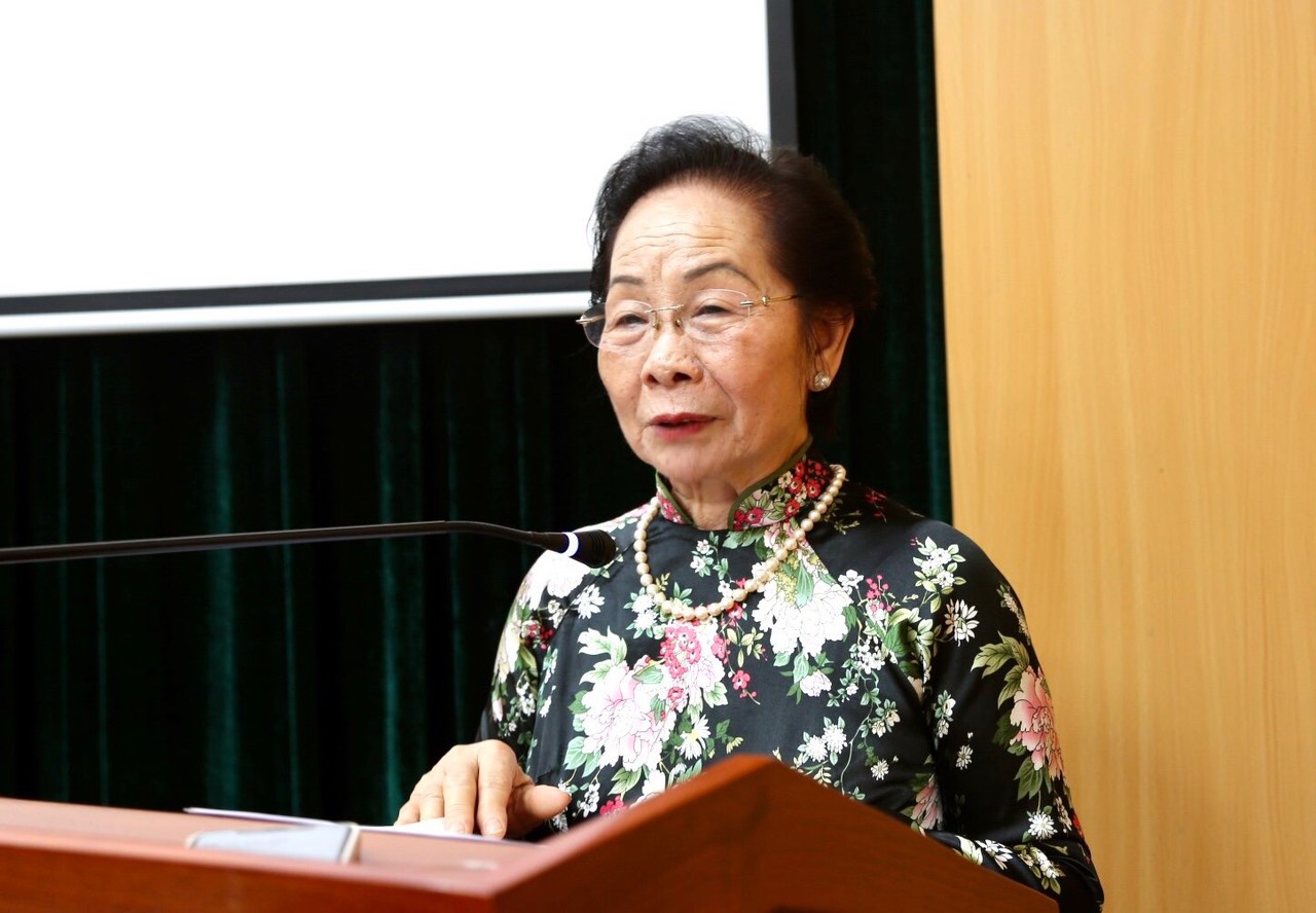 Xây dựng xã hội học tập, giúp người cao tuổi tiếp cận tri thức mới