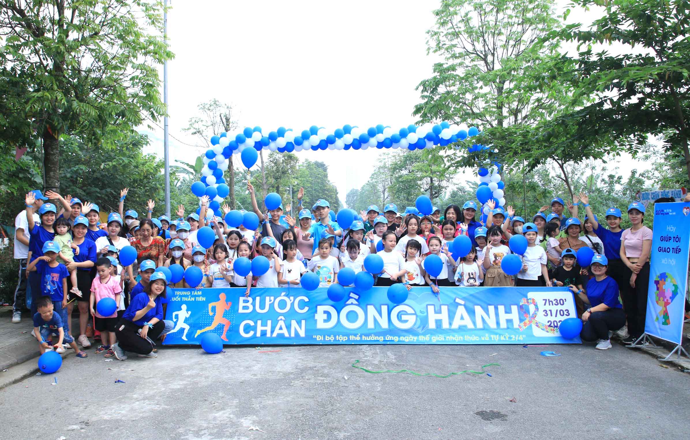Đồng hành chăm sóc, giáo dục để trẻ tự kỷ hòa nhập cộng đồng
