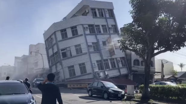 Động đất mạnh ở Đài Loan Trung Quốc , Nhật Bản và Philippines cảnh báo sóng thần