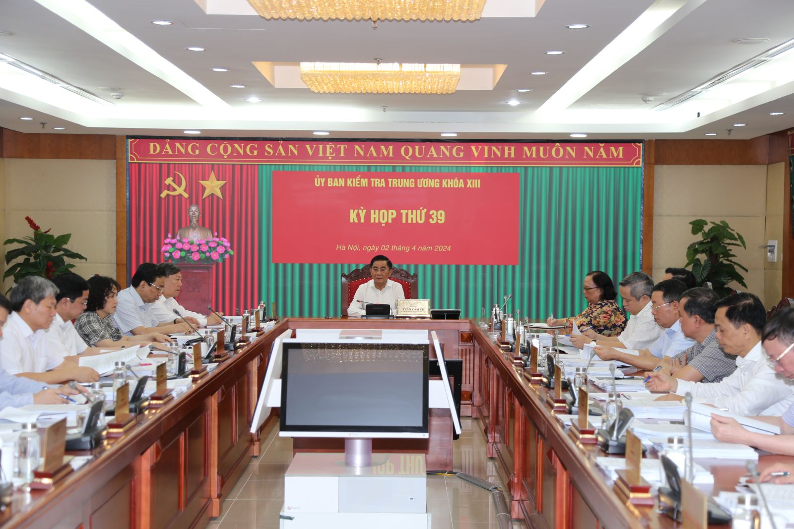 Kỳ họp thứ 39 Ủy ban Kiểm tra TƯ Kỷ luật, đề nghị kỷ luật một số đảng viên vi phạm