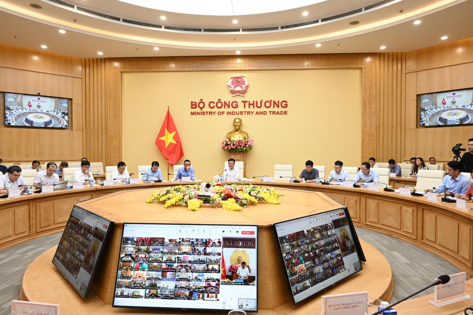 Triển khai Kế hoạch thực hiện Quy hoạch Phát triển Điện lực Quốc gia