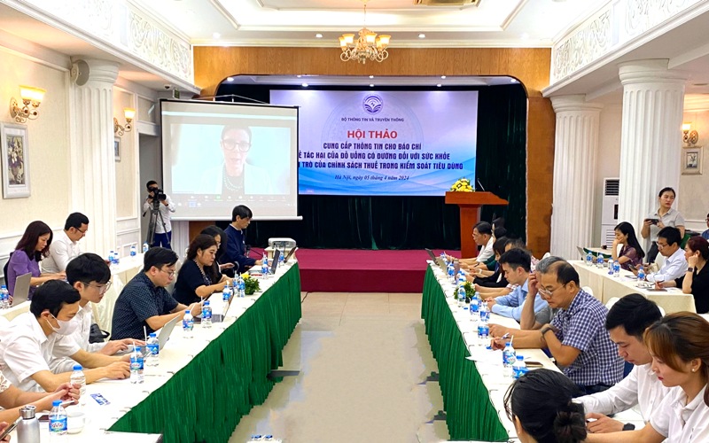 Hạn chế sử dụng đồ uống có đường