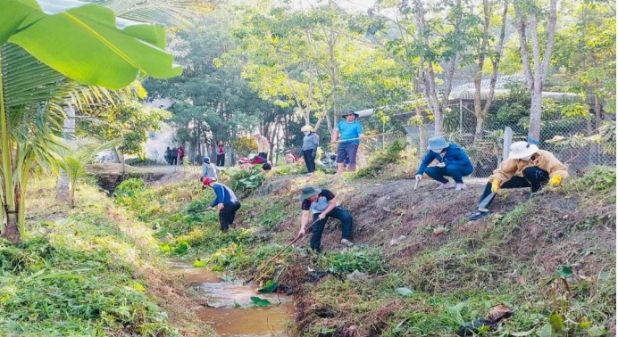 Hiệu quả từ mô hình “Ngày Chủ nhật cùng nhân dân” ở Đạ Tẻh