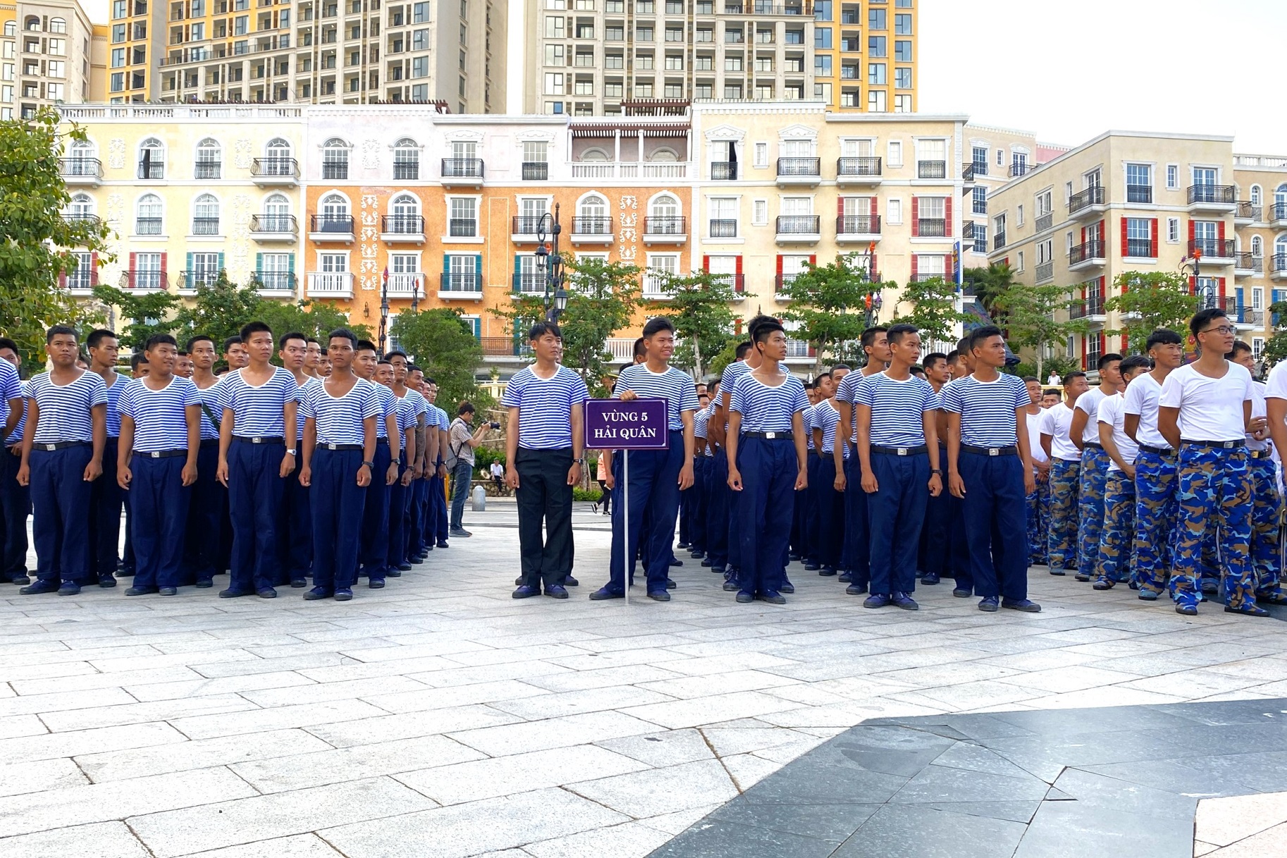 Khỏe để xây dựng và bảo vệ Tổ quốc