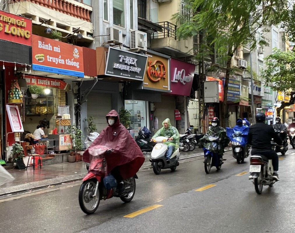 Miền Bắc mưa nhỏ vào đêm và sáng sớm