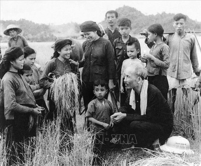 Ngày này năm xưa 11 4