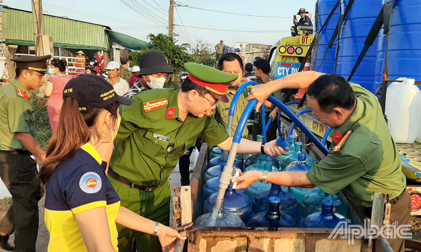 Các tỉnh phía Nam “căng mình” chống hạn, mặn xâm nhập