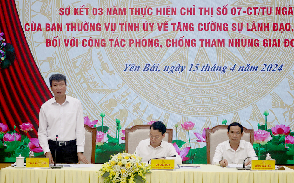 Yên Bái sơ kết 3 năm thực hiện Chỉ thị về tăng cường sự lãnh đạo của Đảng đối với công tác phòng, chống tham nhũng